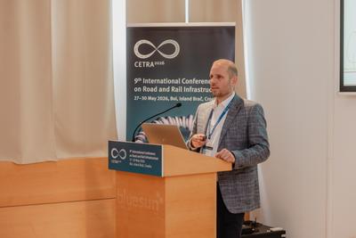 Photo 347